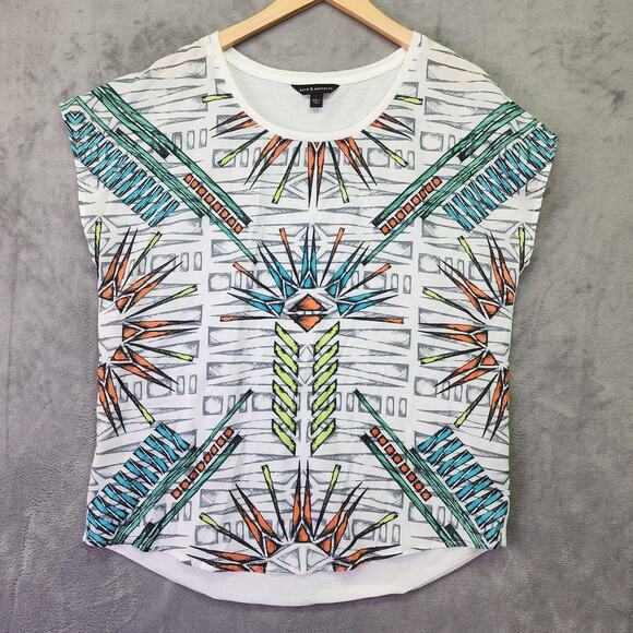 Rock & Republic Top Women Large White Aztec Print T-Shirt Silky Soft Short Sleev - Picture 11 of 13